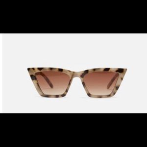Zara Tortoiseshell Cateye Sunglasses With Case